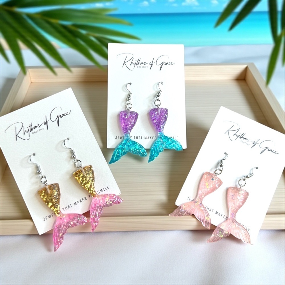 Mermaid Tail Magic – Glittery Dangle Earrings in 3 Splashy Colors! ✨ NWT Jewelry